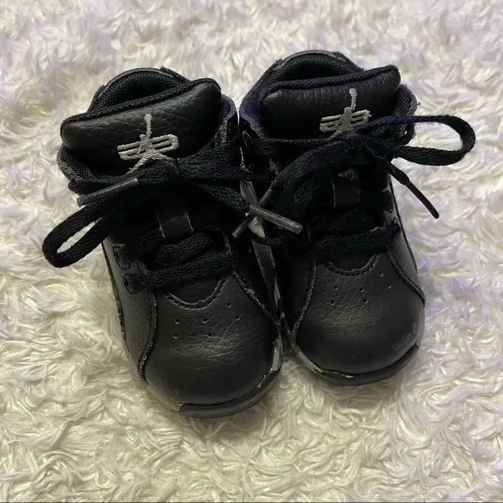 Jordan Ol'School Low Black/Metallic Silver-Black Sneakers Size 5C